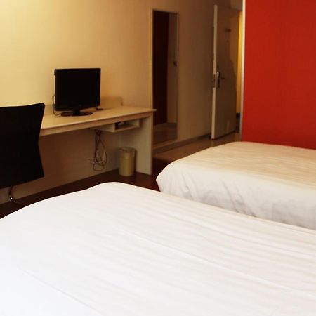 Hanting Express Dongying Jinan Road Δωμάτιο φωτογραφία